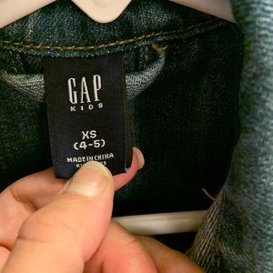 Girls Gap Jean Jacket size xs 4/5
